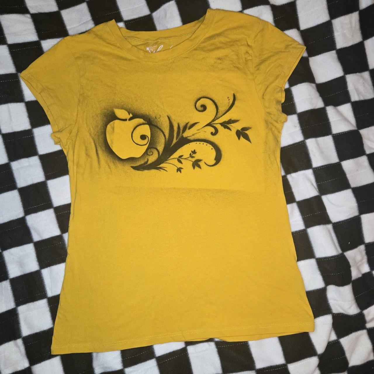 apple spiral shirt