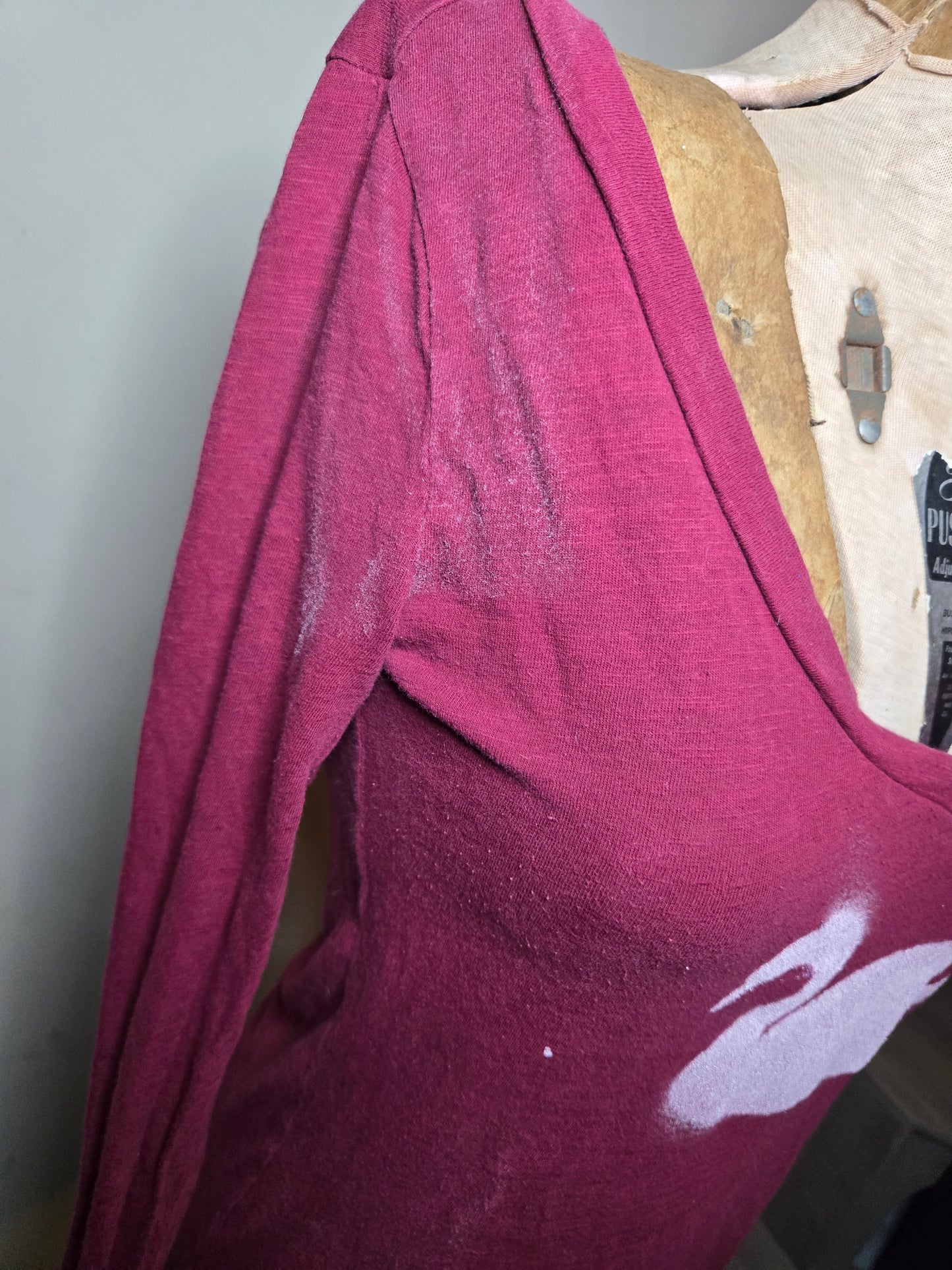 burgundy swan top