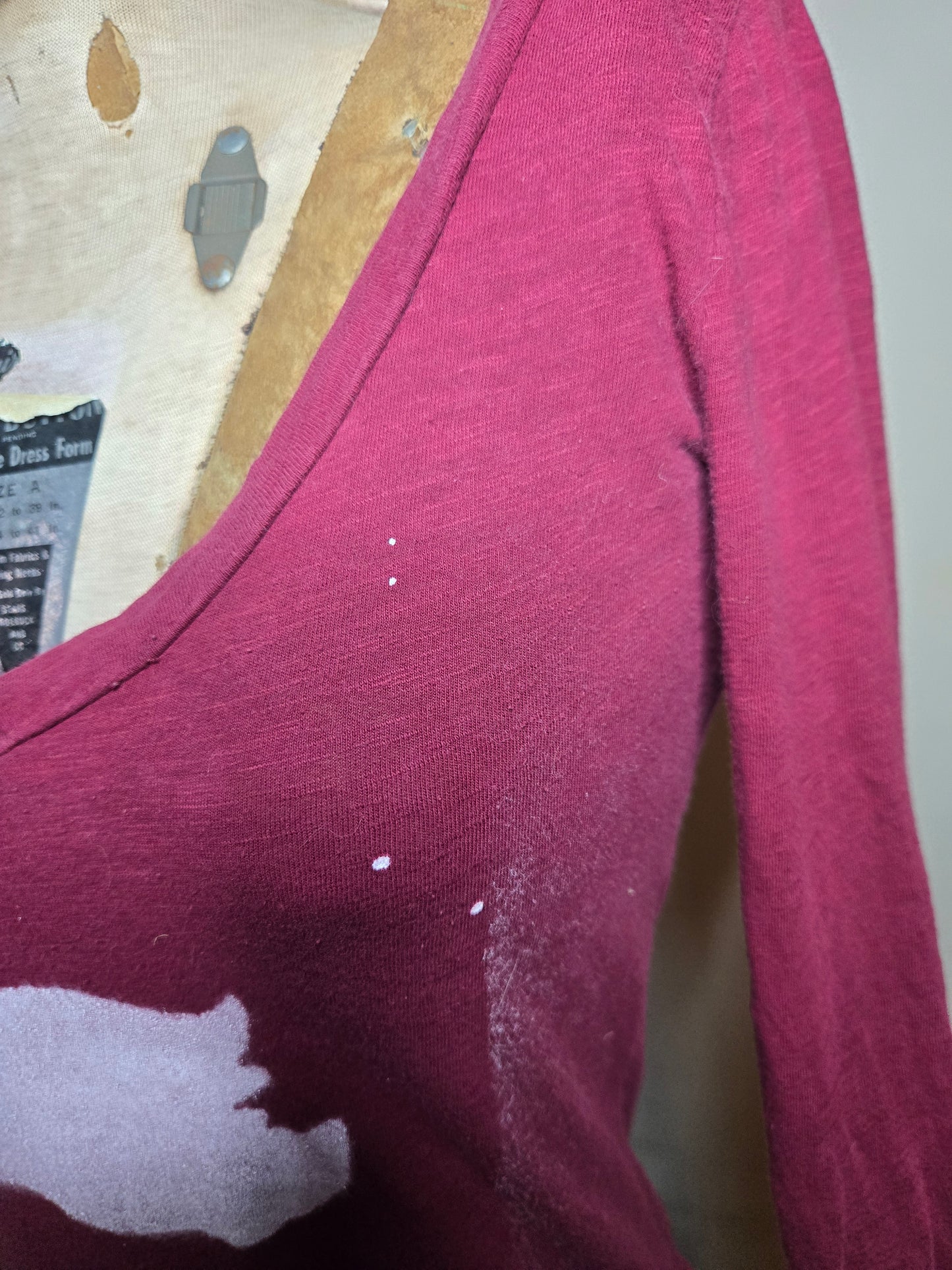 burgundy swan top