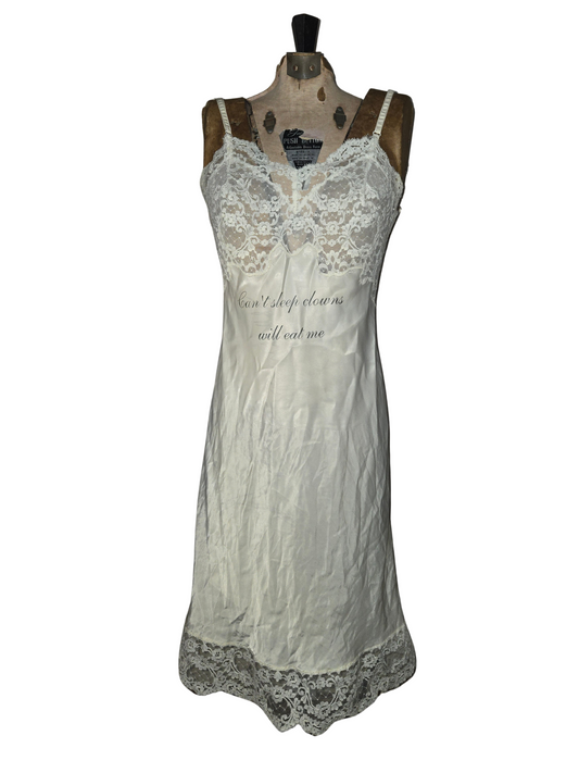 "can't sleep clowns will eat me" slip