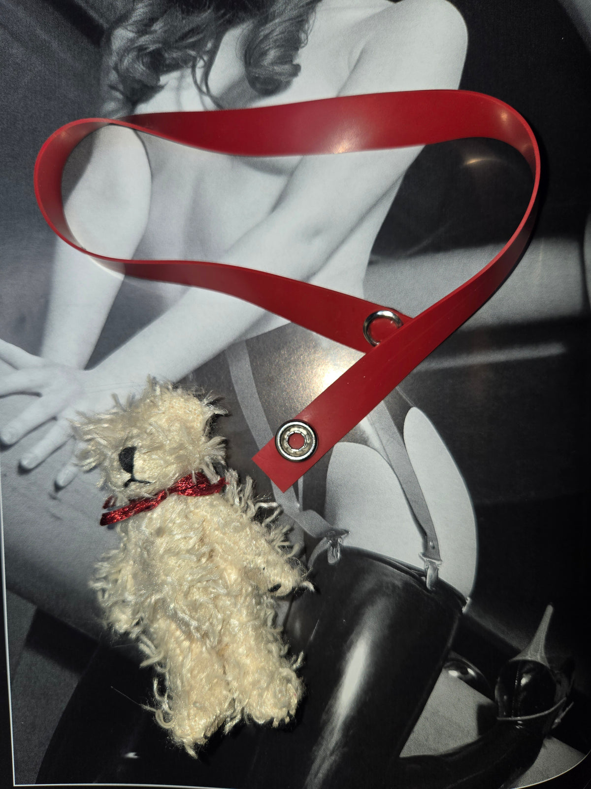 red latex choker 1